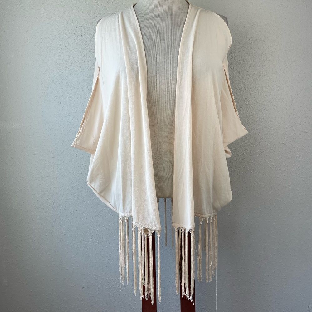 NWT One Urban Day Cold Shoulder Tasseled Top Size XS